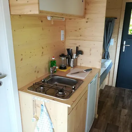 Gaestehaus Schloss Plaue מלון בראנדנבורג