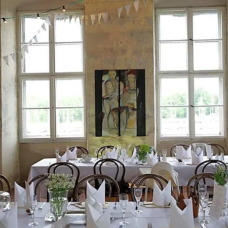 Gaestehaus Schloss Plaue 3* Brandenburg (Brandenburg an der Havel)