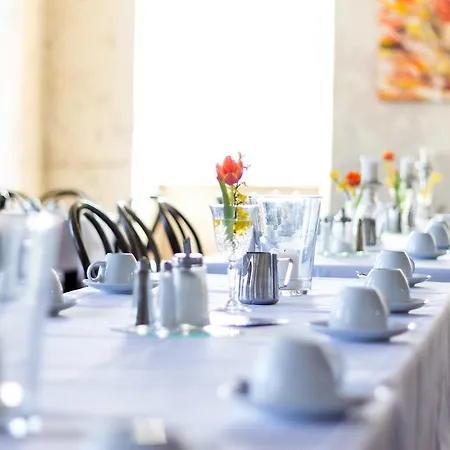 Gaestehaus Schloss Plaue Hotell