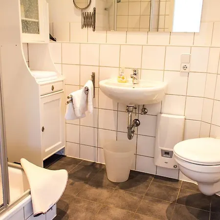 Gaestehaus Schloss Plaue 3*