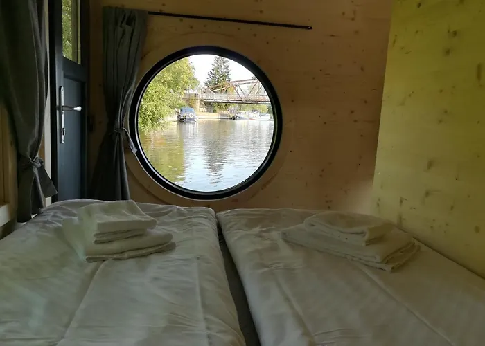 Gaestehaus Schloss Plaue Brandenburg (Brandenburg an der Havel)