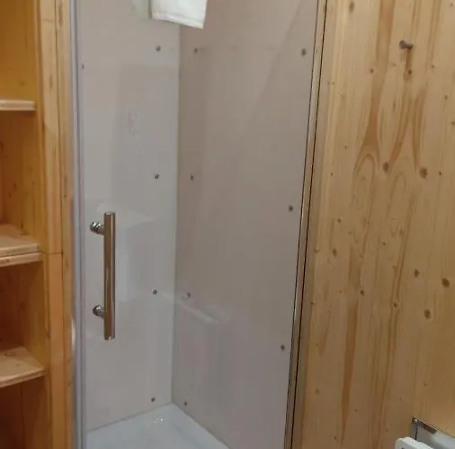 Hotel Gaestehaus Schloss Plaue 3*