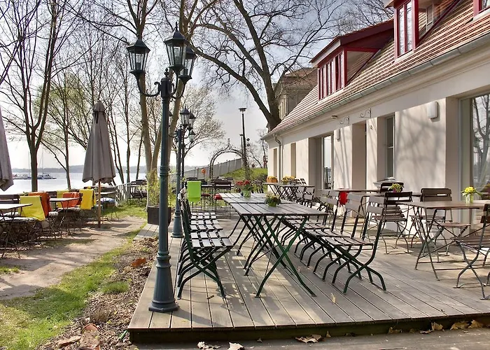 Gaestehaus Schloss Plaue Brandenburg (Brandenburg an der Havel)