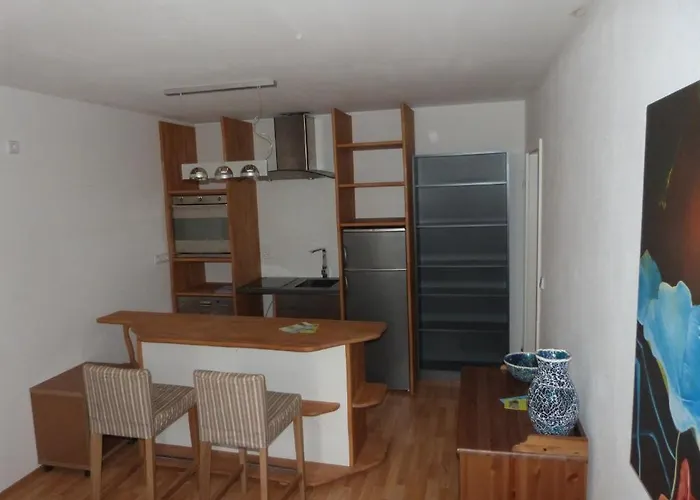 Schloss Plaue Hotel 3*